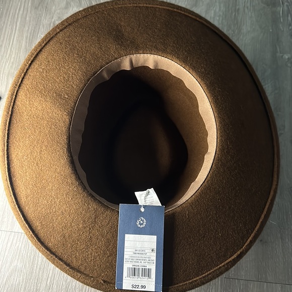 Universal Thread (Target) - Picture 3 of 4